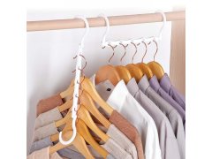 Multifunkční úsporný věšák na 5 ramínek